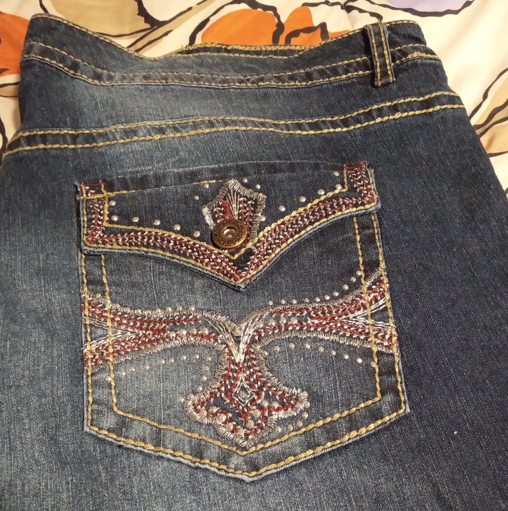 FADED GLORY - Picture 4 of 5